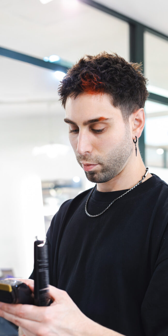 Stefano, collaboratore presso Le Sisters Beauty & Hair e Adara Nails Club a Negrar (VR)